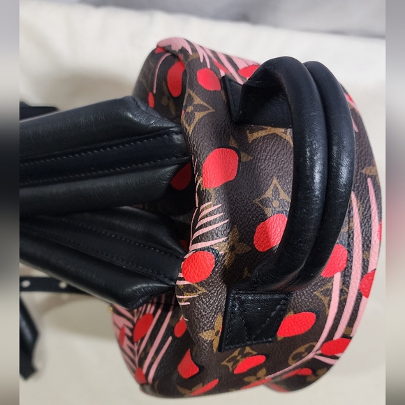 Louis Vuitton Limited Edition Palm Springs Jungle Dot Backpack. - Picture 4 of 15